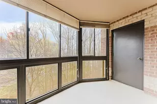 8370 Greensboro Dr, McLean, VA 22102 - Photo 19