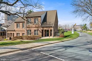 11739 Bowman Green Dr, Reston, VA 20190 - Photo 7