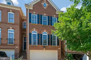 9236 Point Replete Dr, Fort Belvoir, VA 22060 - Photo 1