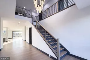 2613 Beacon Hill Rd, Alexandria, VA 22306 - Photo 3