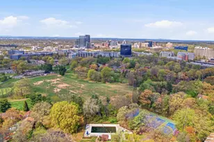 2174 Golf Course Dr, Reston, VA 20191 - Photo 11