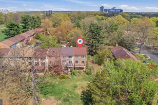 2174 Golf Course Dr, Reston, VA 20191 - Photo 15