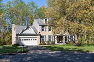 8101 Overlake Ct, Fairfax Station, VA 22039 - Photo 3