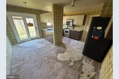 3311 Mantua Drive, Fairfax, VA 22031 - Photo 5