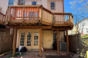 5836 Apsley House Ct, Alexandria, VA 22310 - Photo 3