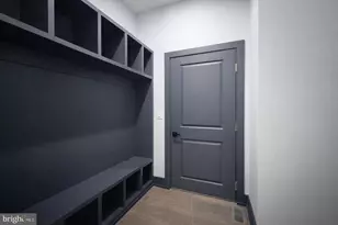 2613 Beacon Hill Rd, Alexandria, VA 22306 - Photo 5