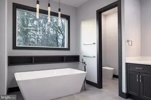 2613 Beacon Hill Rd, Alexandria, VA 22306 - Photo 31