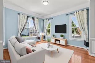 9205 Haines Dr, Lorton, VA 22079 - Photo 5