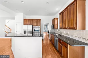 9205 Haines Dr, Lorton, VA 22079 - Photo 29