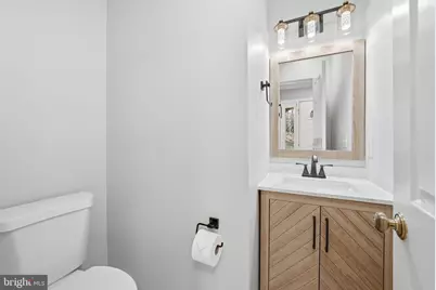 5872 Langton Drive, Alexandria, VA 22310 - Photo 13