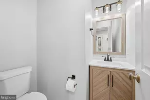 5872 Langton Dr, Alexandria, VA 22310 - Photo 13