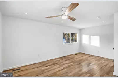 816 Utterback Store Road, Great Falls, VA 22066 - Photo 9