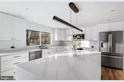 816 Utterback Store Road, Great Falls, VA 22066 - Photo 5