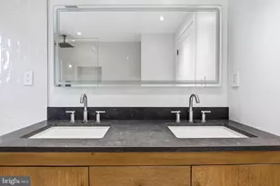 816 Utterback Store Rd, Great Falls, VA 22066 - Photo 25