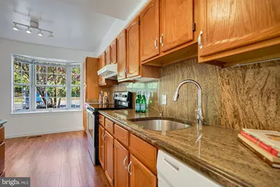 6356 Shaundale Drive, Springfield, VA 22152 - Photo 11