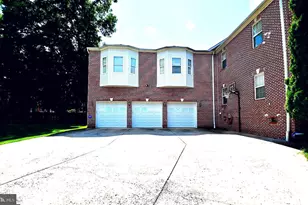 7801 Ridgewood Dr, Annandale, VA 22003 - Photo 3