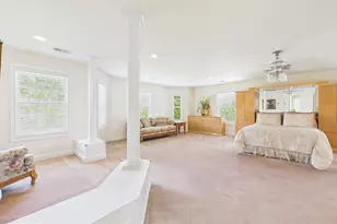 7801 Ridgewood Dr, Annandale, VA 22003 - Photo 31