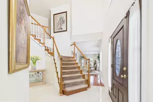 7801 Ridgewood Dr, Annandale, VA 22003 - Photo 9