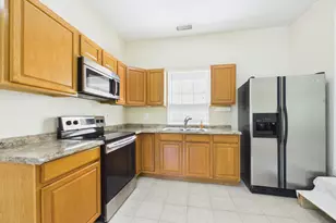 7801 Ridgewood Dr, Annandale, VA 22003 - Photo 45