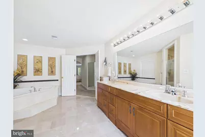 7801 Ridgewood Drive, Annandale, VA 22003 - Photo 37