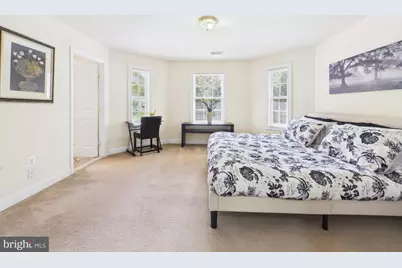 7801 Ridgewood Drive, Annandale, VA 22003 - Photo 39