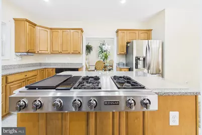 7801 Ridgewood Drive, Annandale, VA 22003 - Photo 15