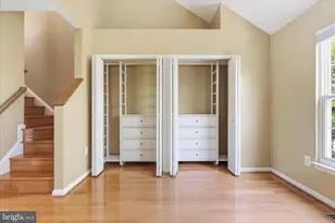 6005 Raina Dr, Centreville, VA 20120 - Photo 23