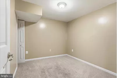 6005 Raina Drive, Centreville, VA 20120 - Photo 37