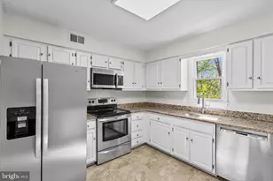 7961 Yancey Dr, Falls Church, VA 22042 - Photo 3