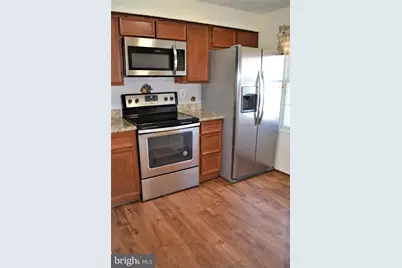 8349 Wind Fall Road, Springfield, VA 22153 - Photo 5