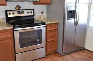 8349 Windfall Rd, Springfield, VA 22153 - Photo 5