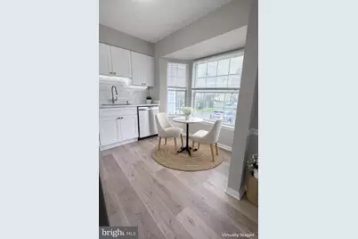 5941 Heritage Square Drive, Burke, VA 22015 - Photo 5