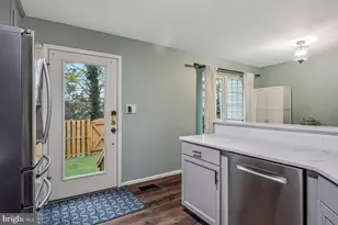 6819 Signature Cir, Alexandria, VA 22310 - Photo 15