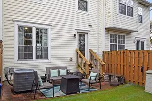 6819 Signature Cir, Alexandria, VA 22310 - Photo 31