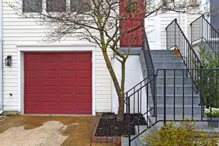 6819 Signature Cir, Alexandria, VA 22310 - Photo 3