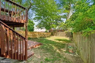 5835 Fifer Dr, Alexandria, VA 22303 - Photo 15