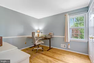 723 Forest Park Rd, Great Falls, VA 22066 - Photo 9