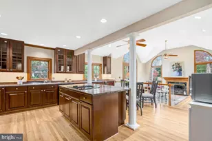 723 Forest Park Rd, Great Falls, VA 22066 - Photo 29