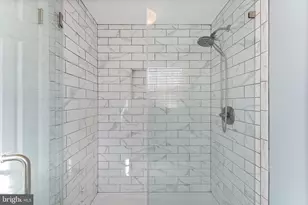 12824 Melville Ln, Fairfax, VA 22033 - Photo 29