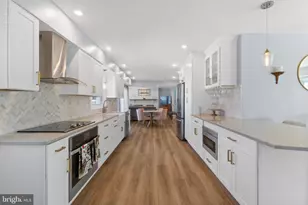 12824 Melville Ln, Fairfax, VA 22033 - Photo 15