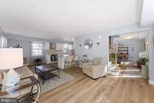 12824 Melville Ln, Fairfax, VA 22033 - Photo 11