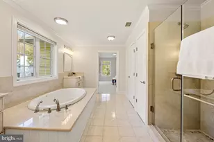 6912 Alpine Dr, Annandale, VA 22003 - Photo 27