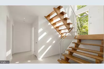 10903 Beach Mill Road, Great Falls, VA 22066 - Photo 5