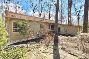 2105 Lirio Ct, Reston, VA 20191 - Photo 3