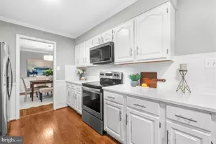 11906 Paradise Ln, Oak Hill, VA 20171 - Photo 13