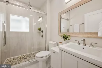 2908 Farmington Drive, Alexandria, VA 22303 - Photo 17