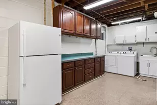 6362 Burton Cir, Falls Church, VA 22041 - Photo 43