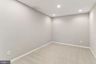 6362 Burton Cir, Falls Church, VA 22041 - Photo 39