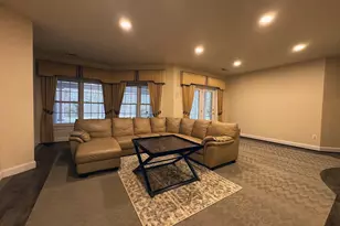 5211 Rosalie Ridge Dr, Centreville, VA 20120 - Photo 1