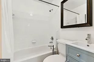 11328 Westbrook Mill Ln, Fairfax, VA 22030 - Photo 23